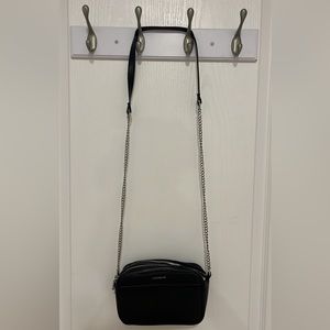 Crossbody purse